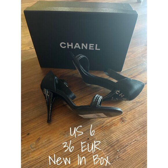 CHANEL CC Logo Crystal Black Heels Sandals 36 - New in Box - Picture 1 of 5